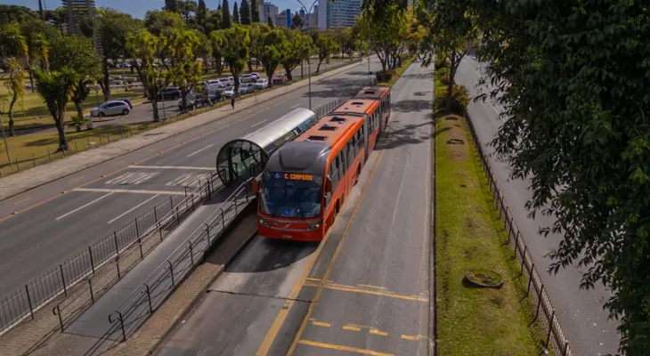 Tribunal de Contas suspende licitação de R$ 94 milhões do BRT de Curitiba