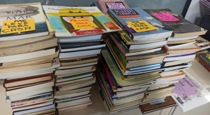 MP vê possível uso indevido de inexigibilidade e abre investigação sobre contrato de R$ 8,3 milhões para compra de livros em Maringá