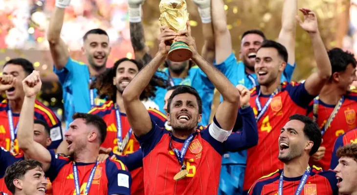 Espanha é campeã da Copa do Mundo 2026 após vencer a Argentina na prorrogação