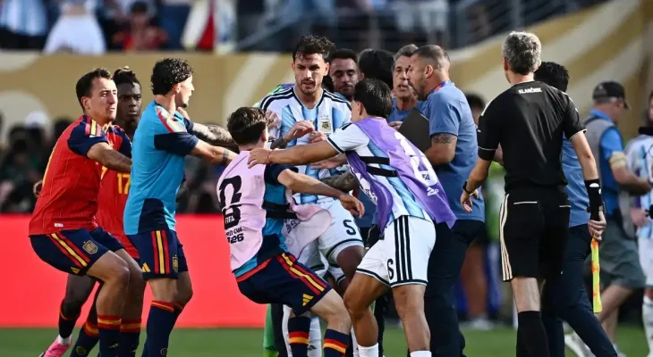 Fifa abre investigação sobre confusão após final entre Espanha e Argentina