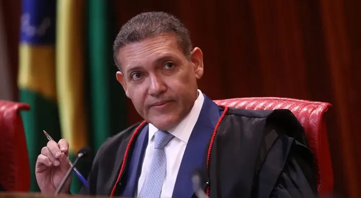 TSE reúne embaixadores para apresentar sistema eleitoral e reforçar segurança das urnas eletrônicas