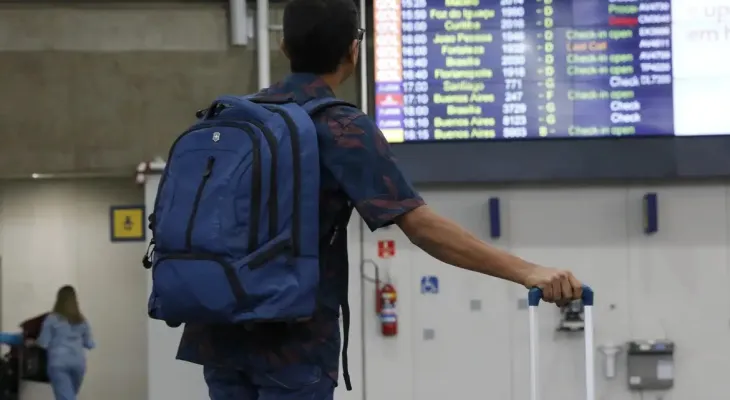 Receita Federal automatiza declaração de bens e promete agilizar desembarque em aeroportos