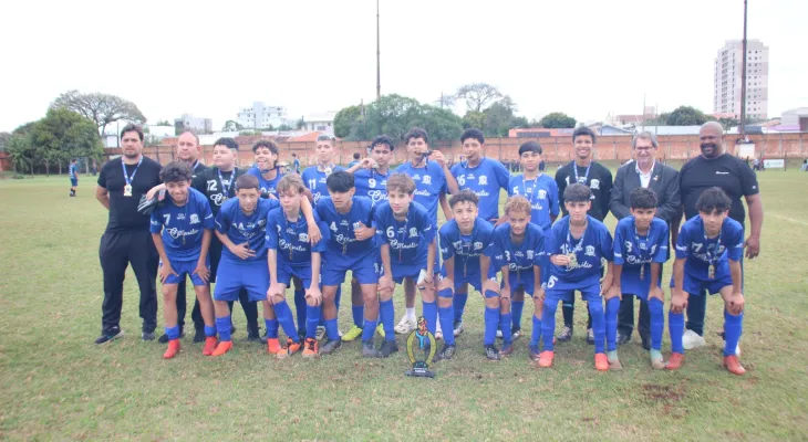 Marilis e Júlia Wanderley são campeões do Paraná Bom de Bola, em Cascavel