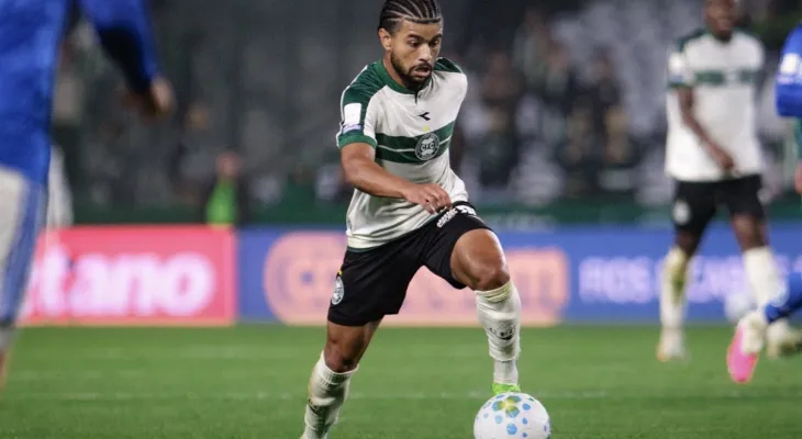 Lucas Ronier sofre lesão no LCA e perde o restante da temporada