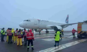 Aeroporto de Cascavel é liberado após retirada de avião da Latam e retoma operações