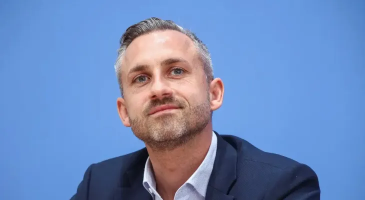 AfD tem vitória histórica na Alemanha e fica perto da maioria absoluta