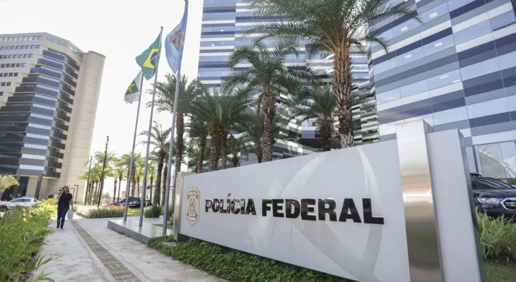 Zanin e Gilmar recebem íntegra de dados do celular de Daniel Vorcaro