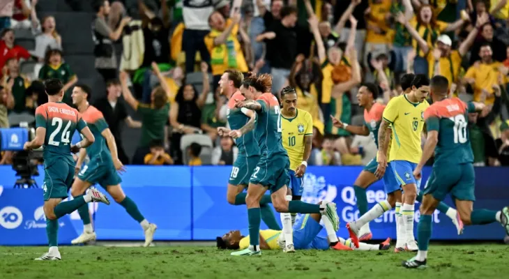 Brasil empata no último lance e evita derrota para a Austrália no primeiro teste após a Copa