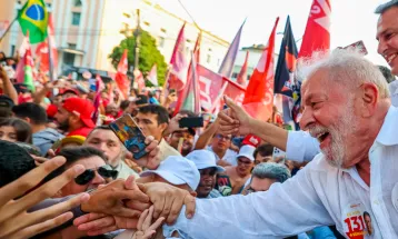 Coordenador de Lula diz ser contra debate com Flávio na Globo